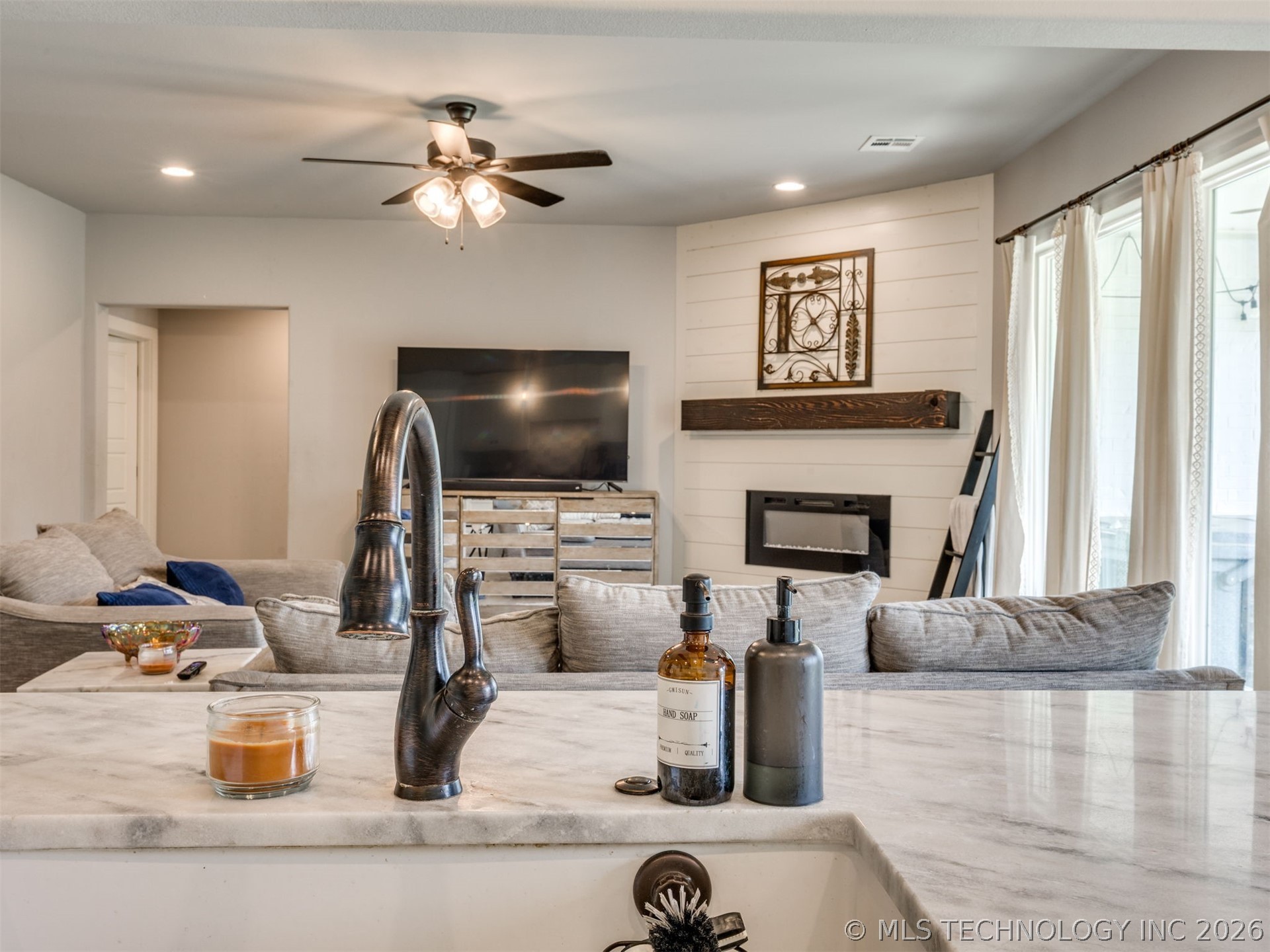 18982 Woodland Road Catoosa OK 74015