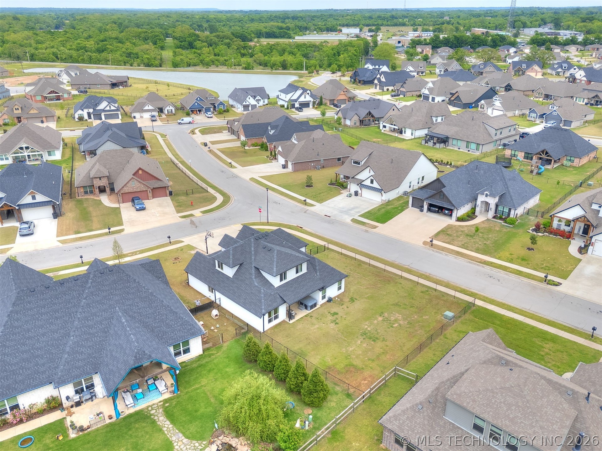 18982 Woodland Road Catoosa OK 74015