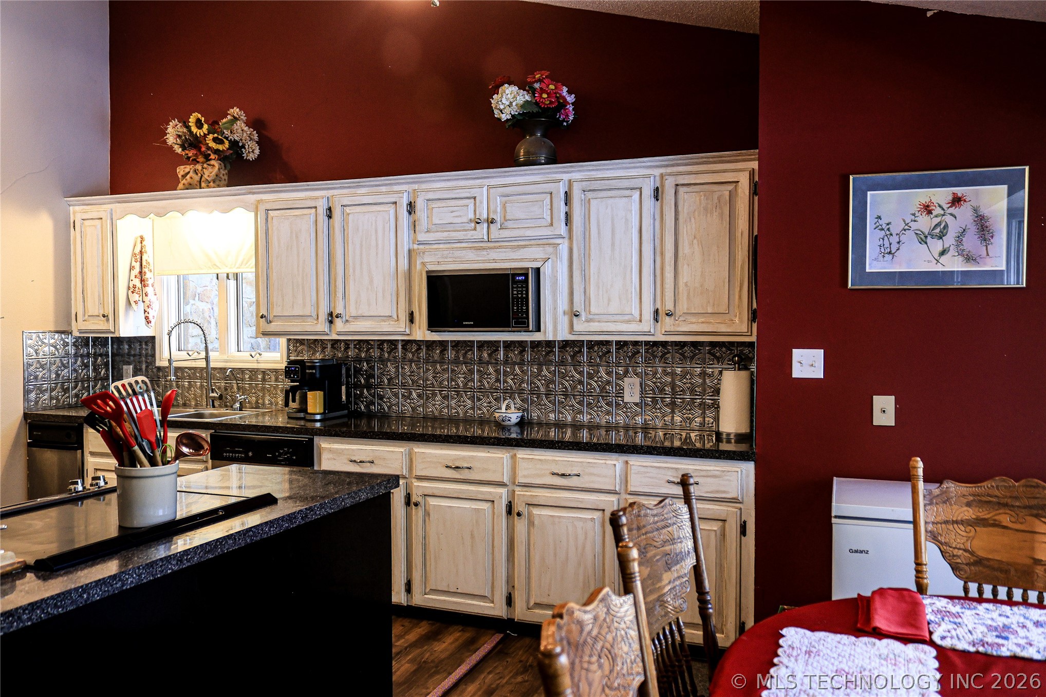 65 Pickle Lane Heavener OK 74937