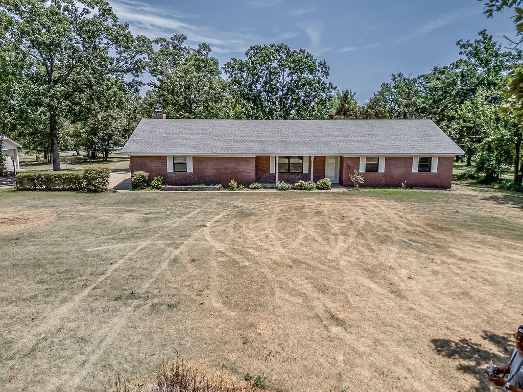 73502 Cyclone Hollow Road Wagoner OK 74467