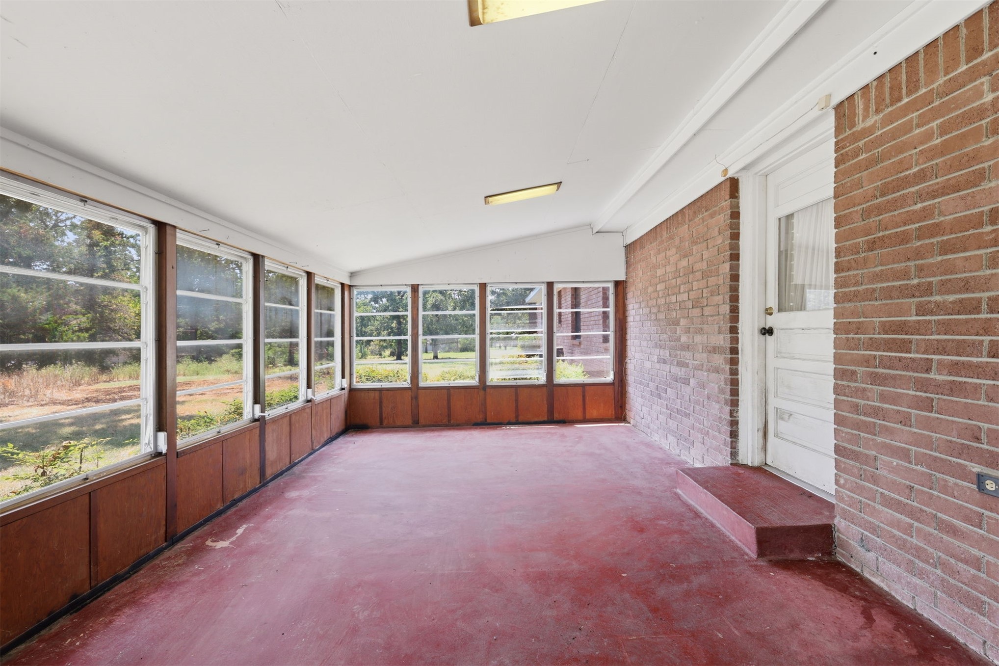73502 Cyclone Hollow Road Wagoner OK 74467