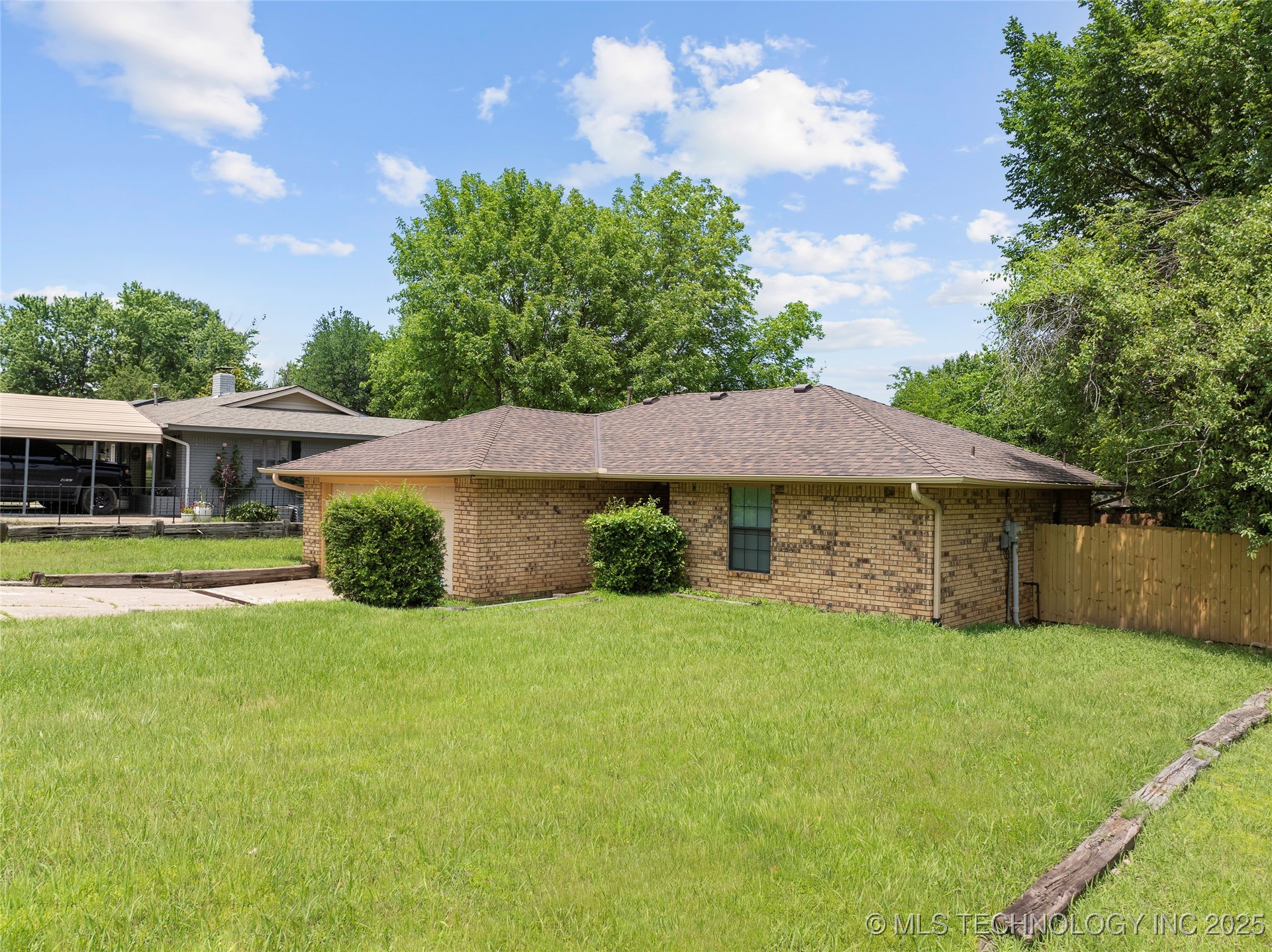 2408 Arlington Boulevard Ada OK 74820