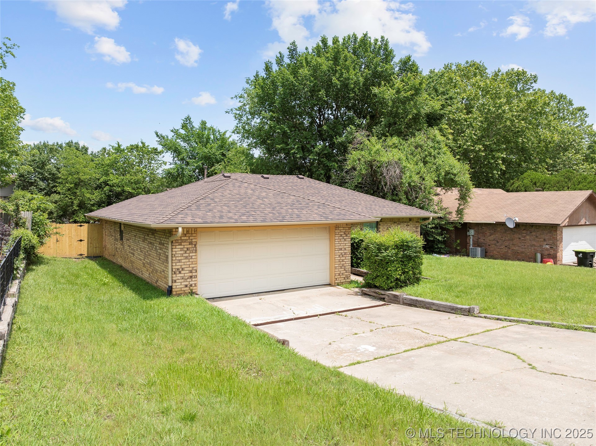 2408 Arlington Boulevard Ada OK 74820