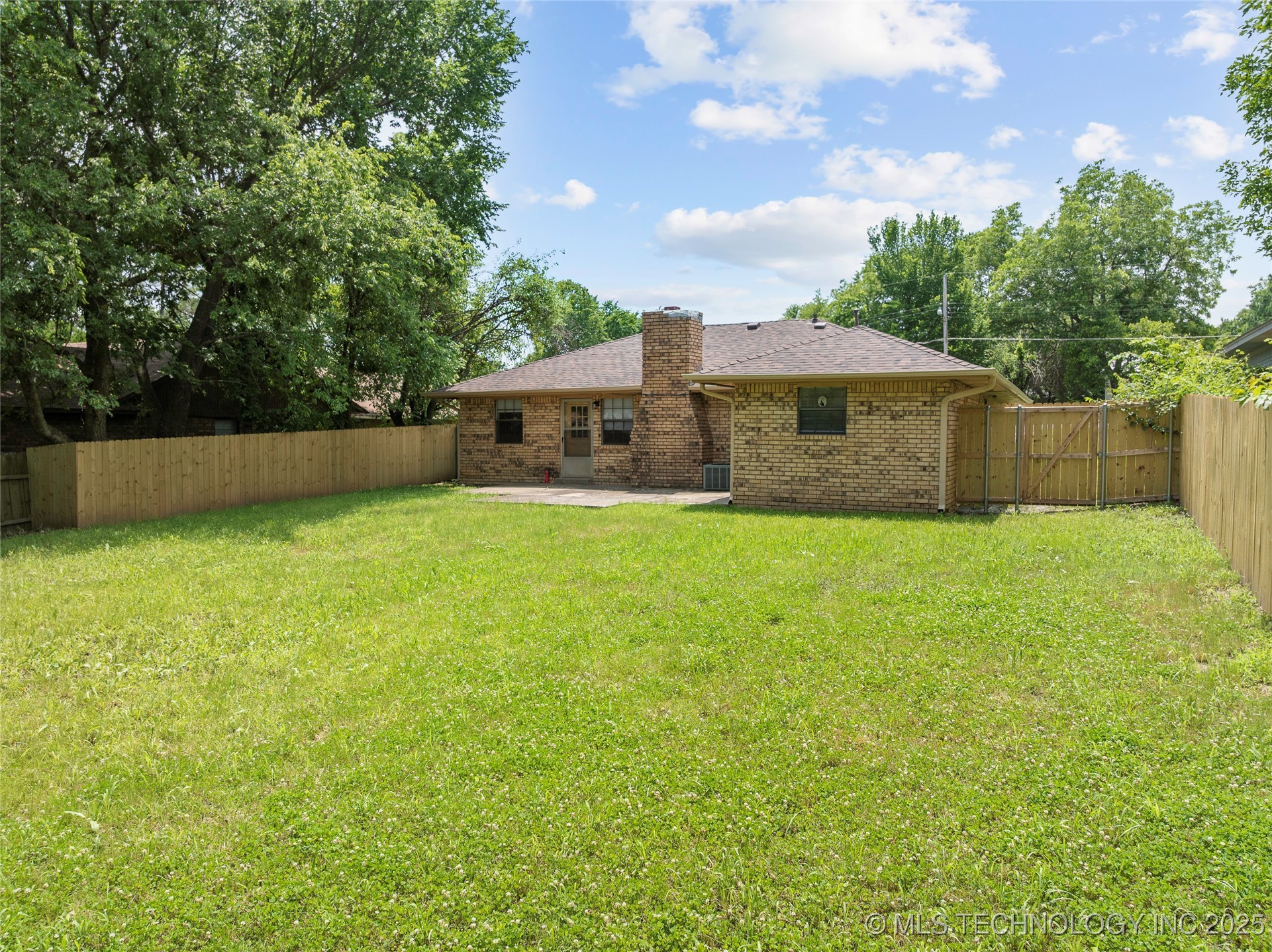 2408 Arlington Boulevard Ada OK 74820