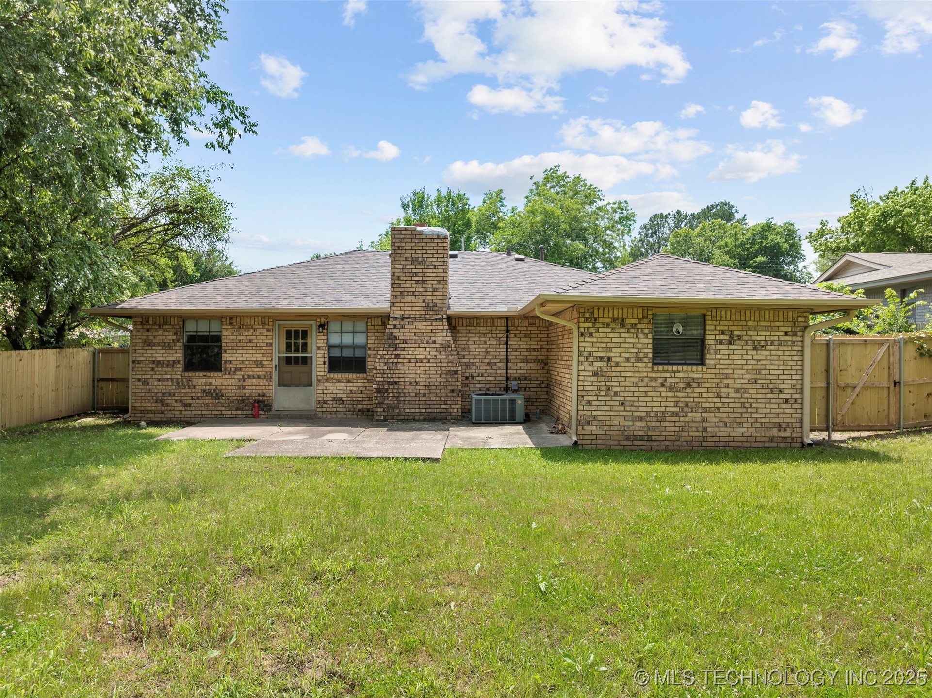 2408 Arlington Boulevard Ada OK 74820