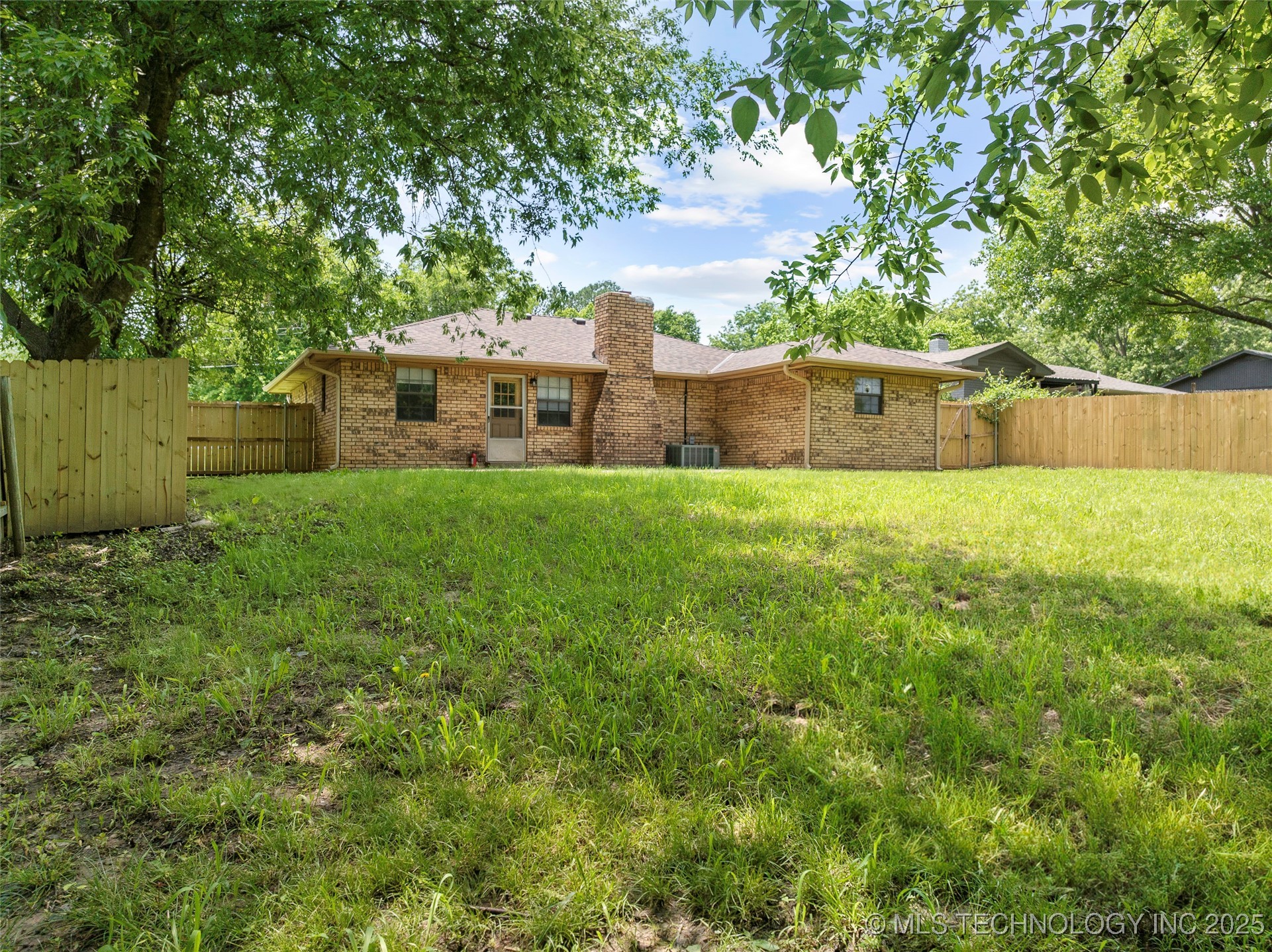 2408 Arlington Boulevard Ada OK 74820