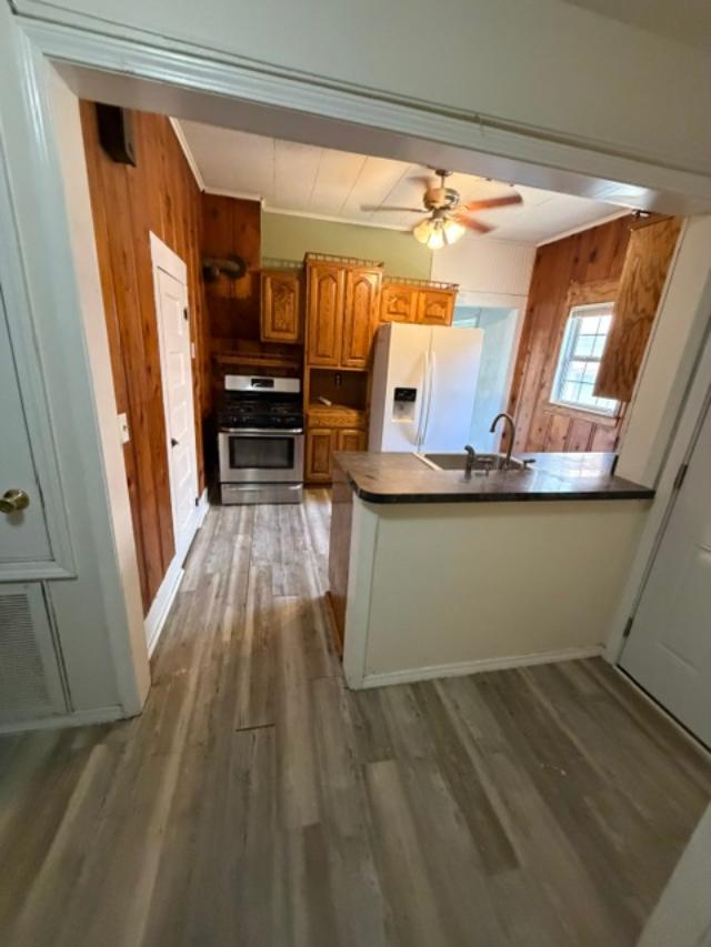 605 N Burgess Street Holdenville OK 74848