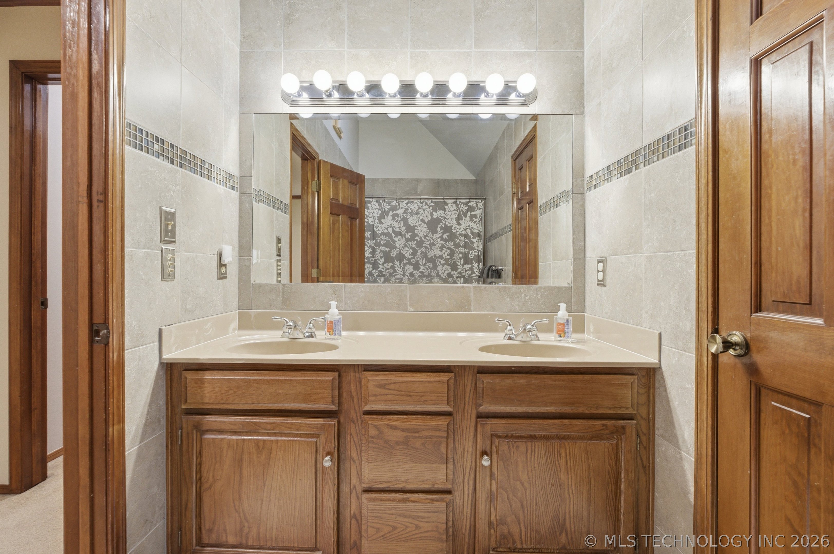 9904 E 97th Street Tulsa OK 74133