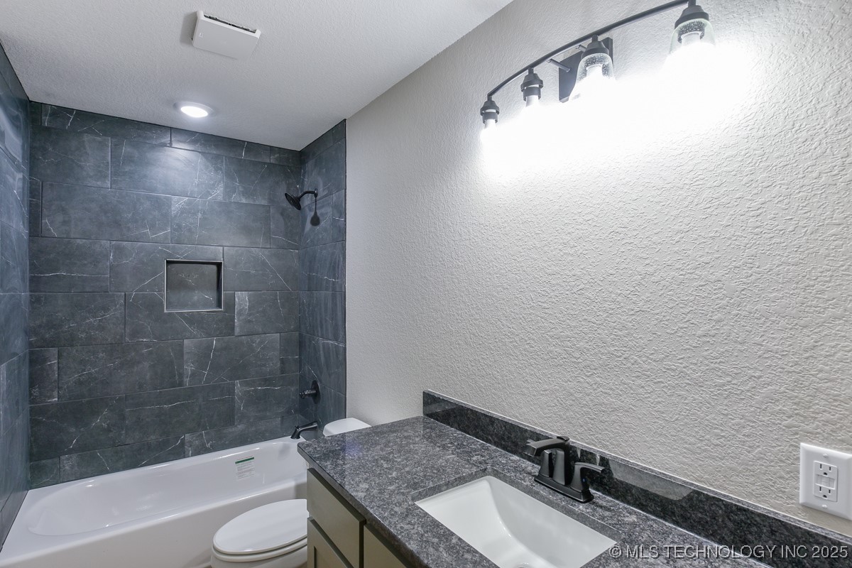 18856 W Woodhaven Drive Cookson OK 74427