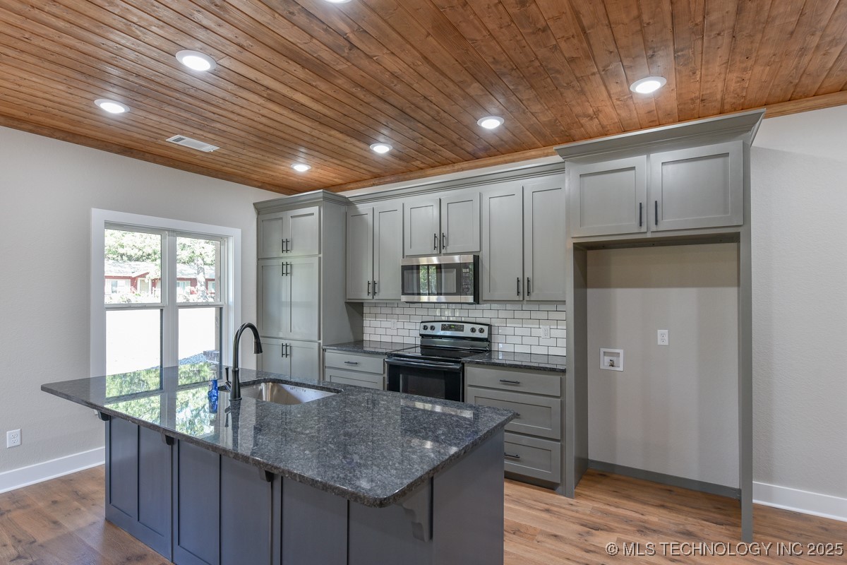 18856 W Woodhaven Drive Cookson OK 74427