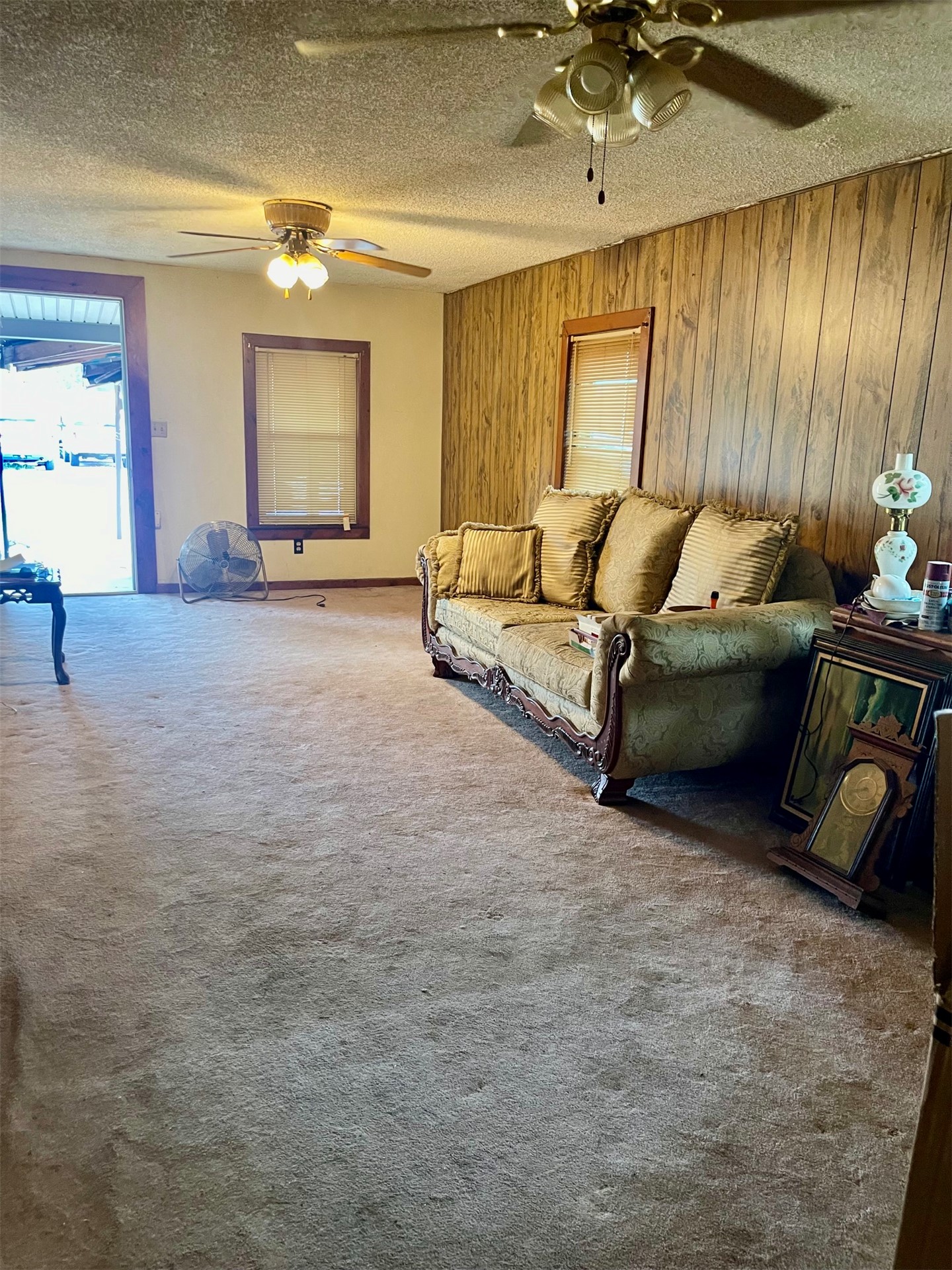 612 W 3rd Street Skiatook OK 74070