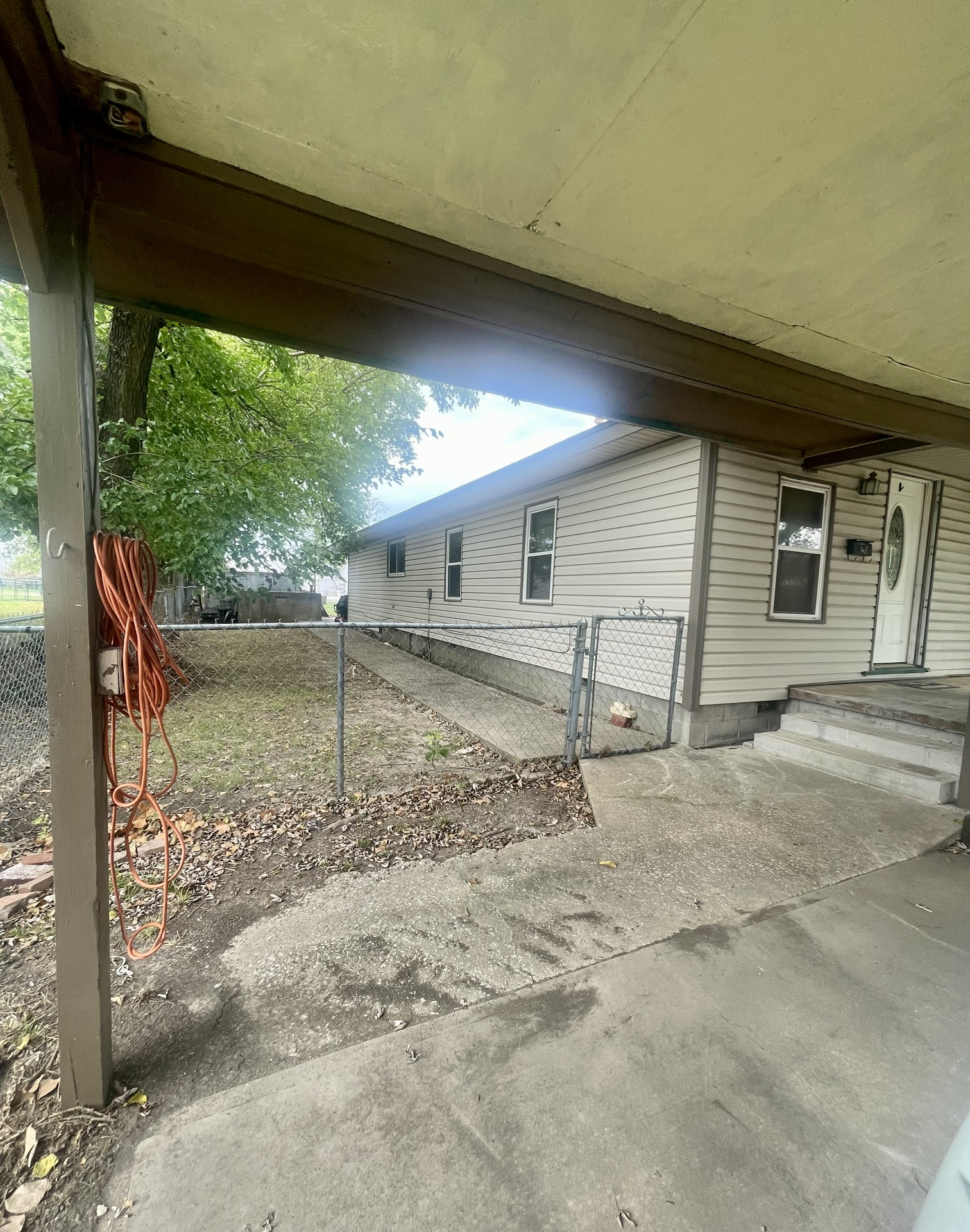 612 W 3rd Street Skiatook OK 74070