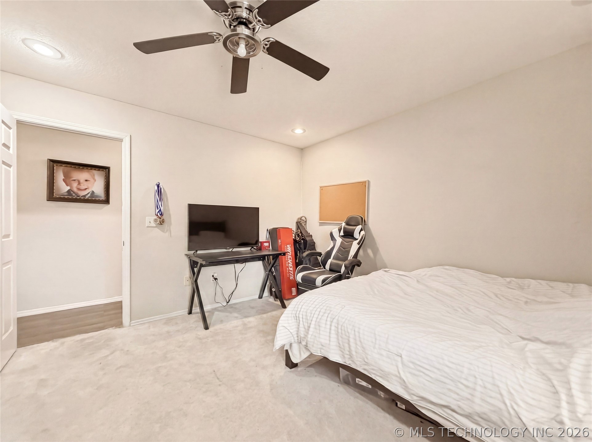 1613 S Colonial Circle Sallisaw OK 74955