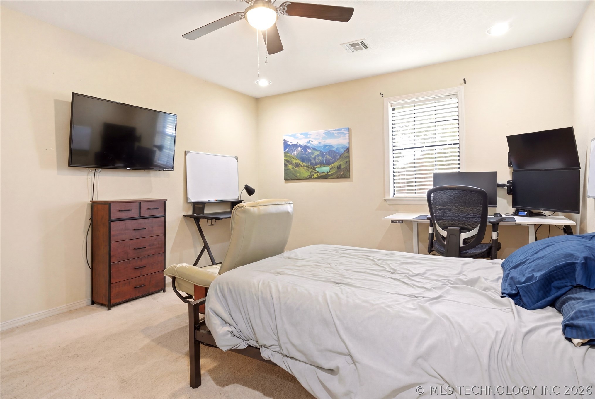 1613 S Colonial Circle Sallisaw OK 74955
