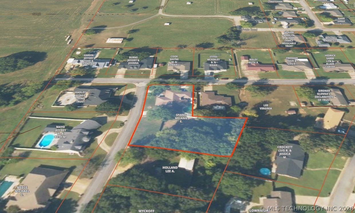 1613 S Colonial Circle Sallisaw OK 74955
