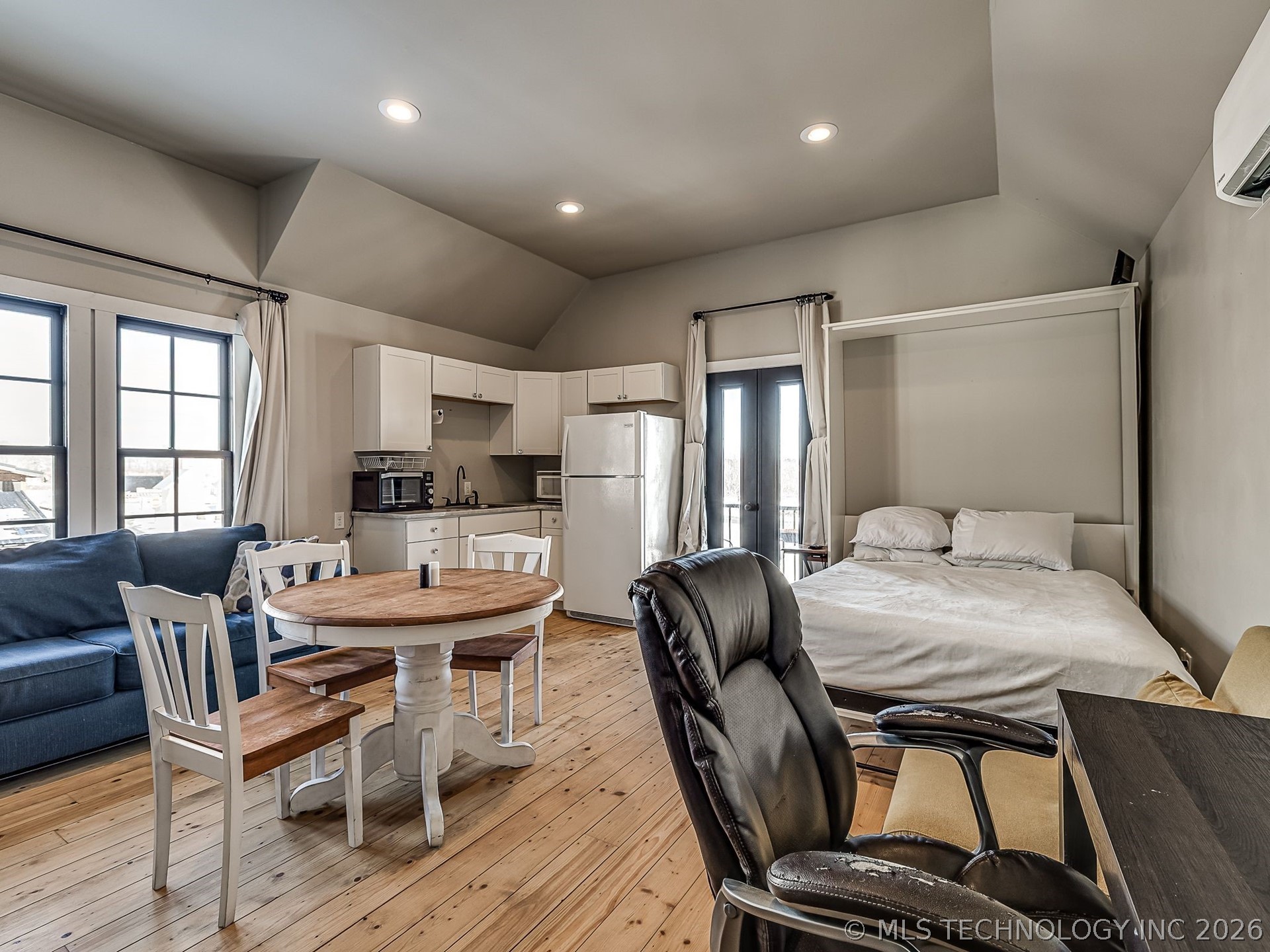 29 Park Street Carlton Landing OK 74432