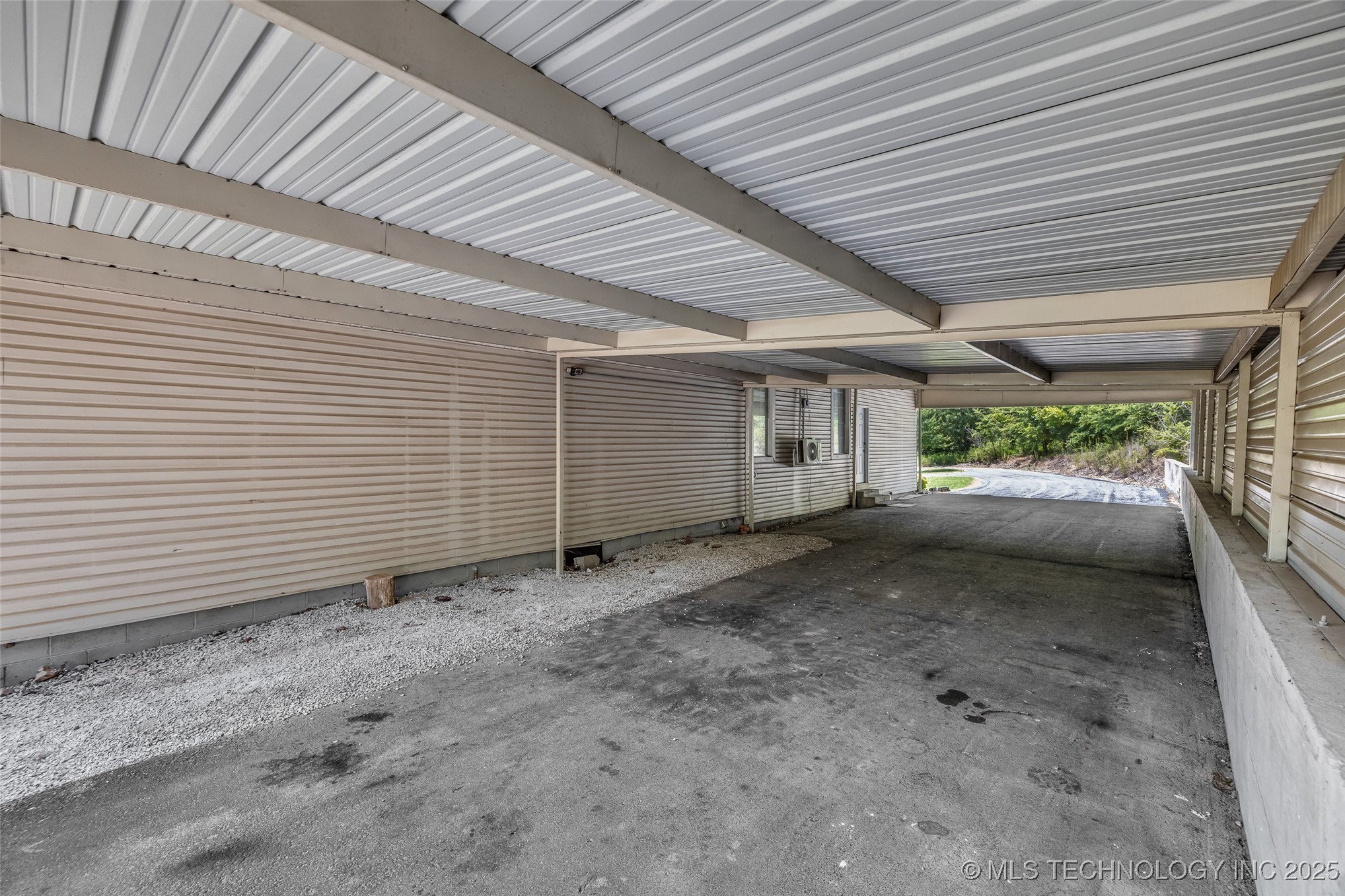 52990 E 260 Road Afton OK 74331