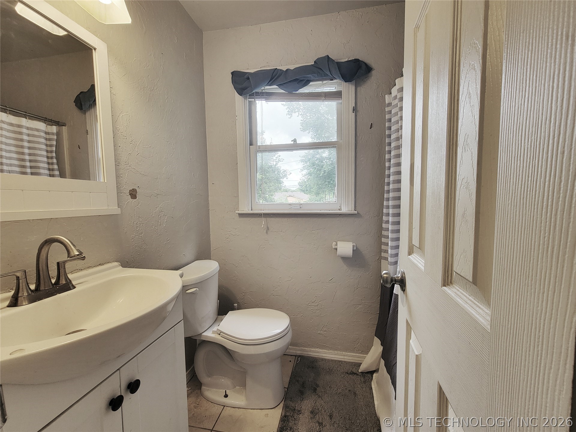 509 N Burgess Holdenville OK 74848