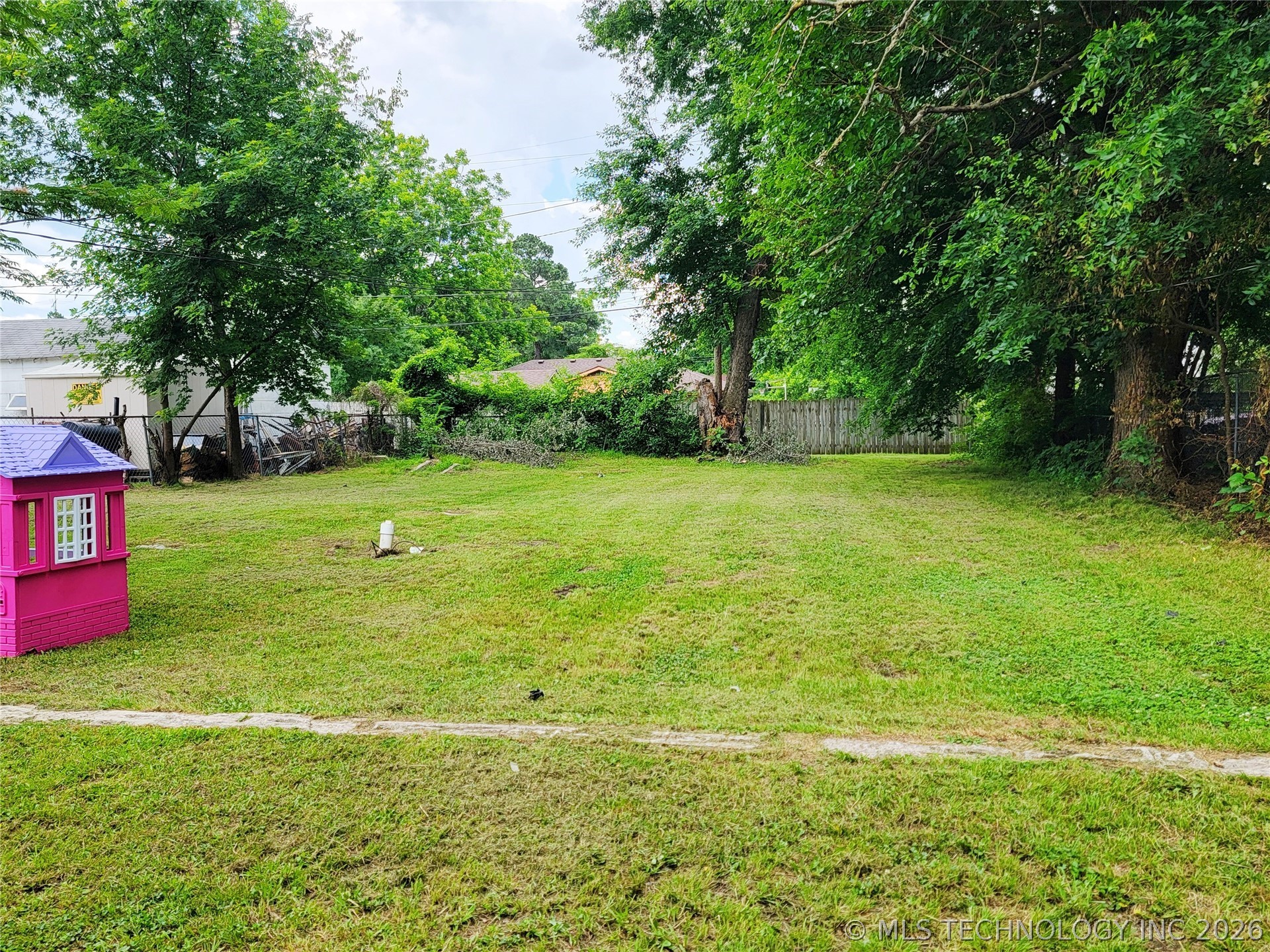 509 N Burgess Holdenville OK 74848