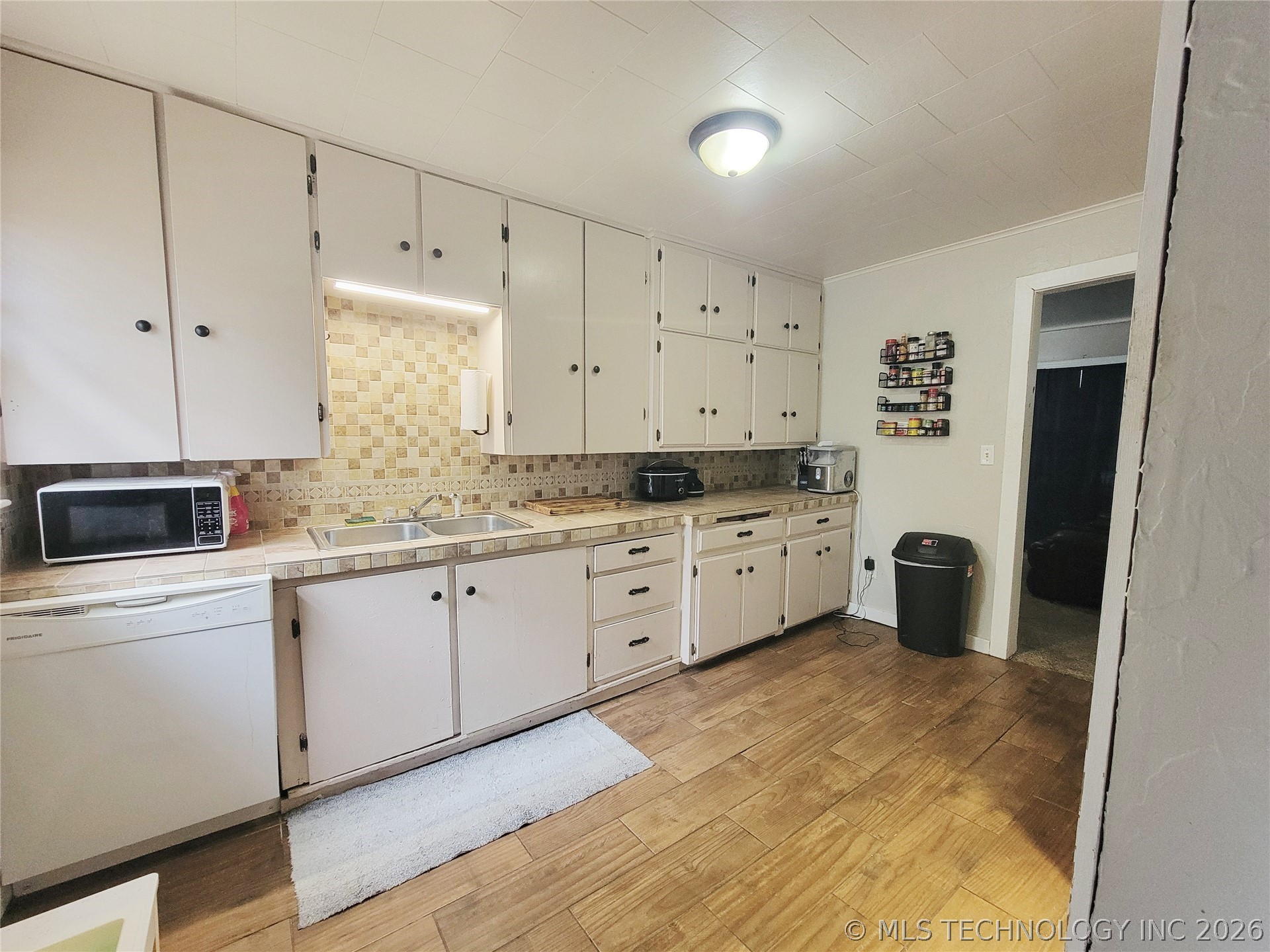 509 N Burgess Holdenville OK 74848