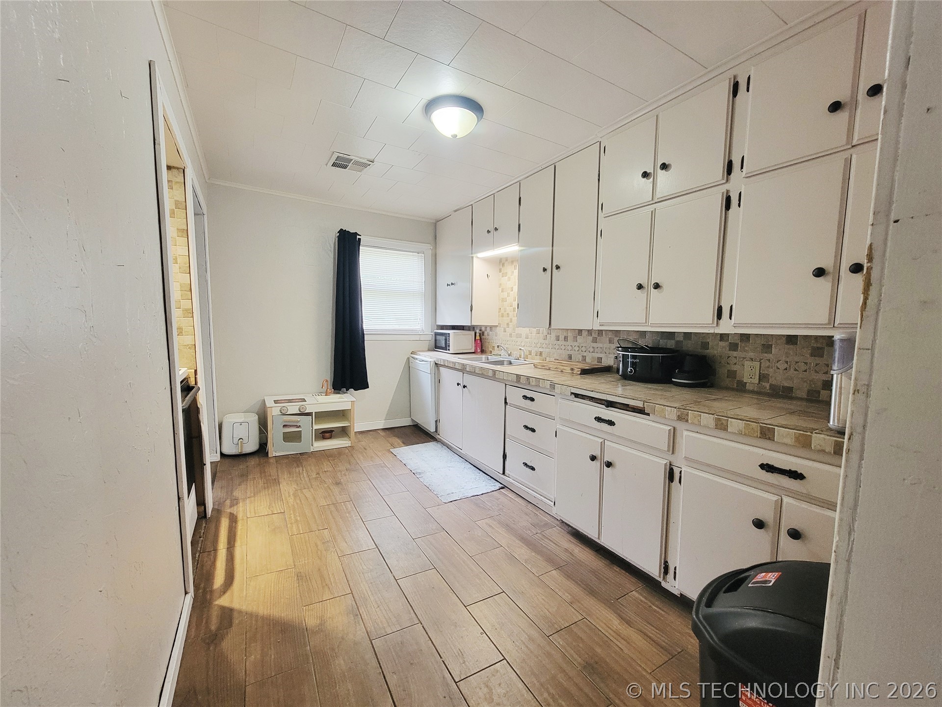 509 N Burgess Holdenville OK 74848