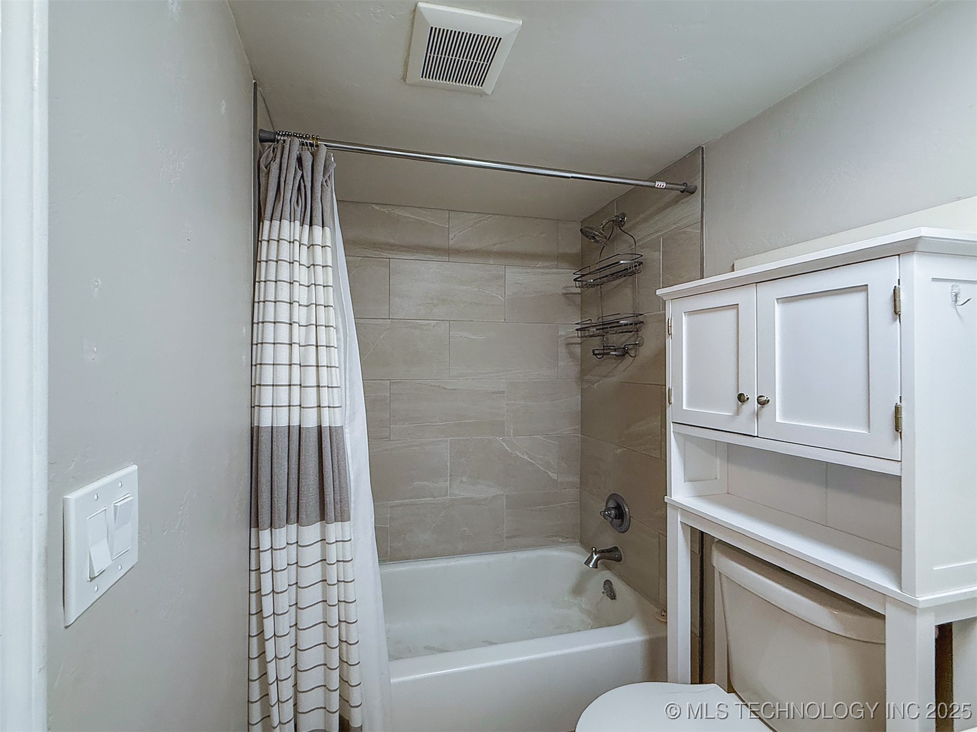 825 N Summer Tree Drive Ada OK 74820