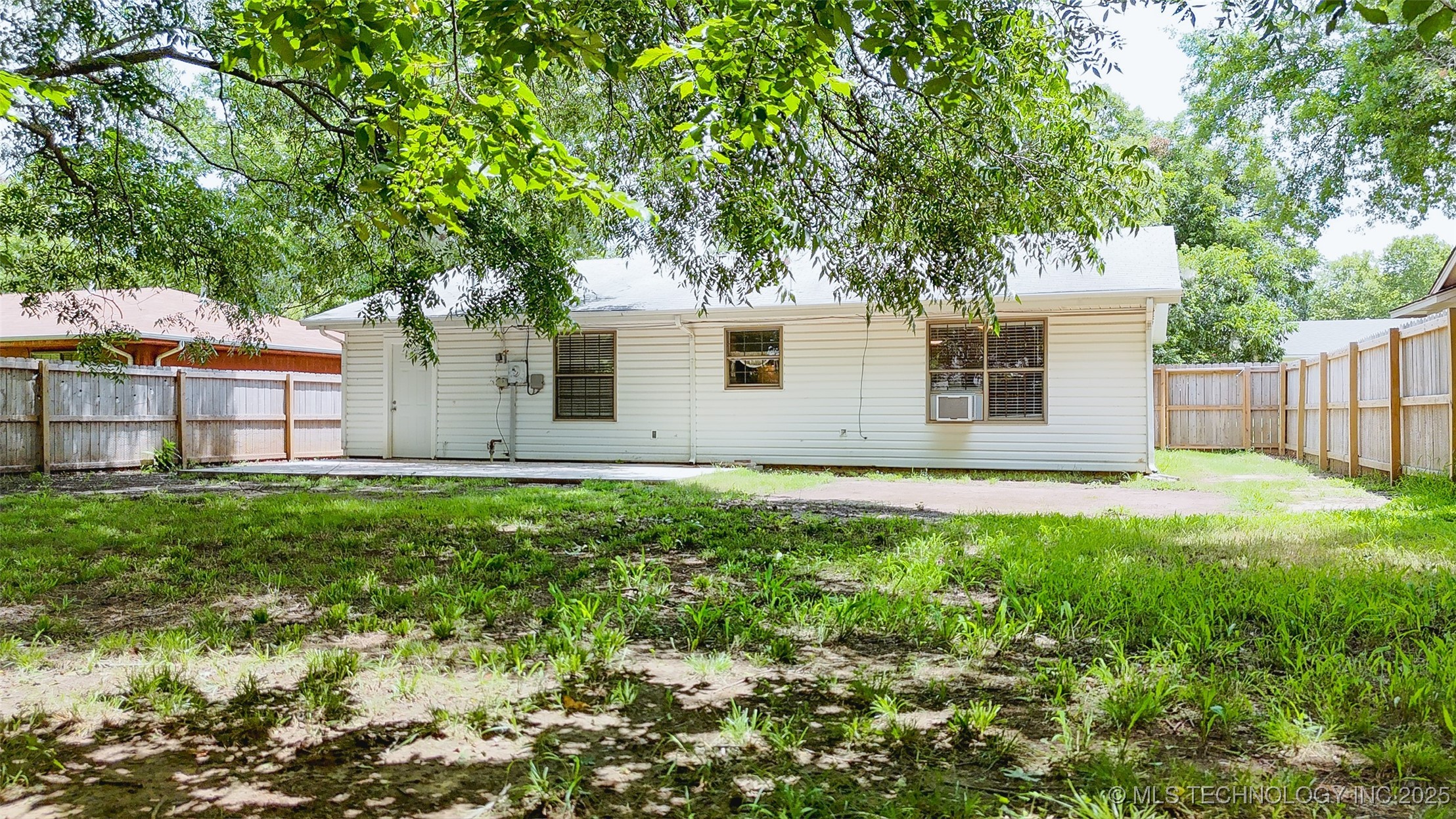 825 N Summer Tree Drive Ada OK 74820