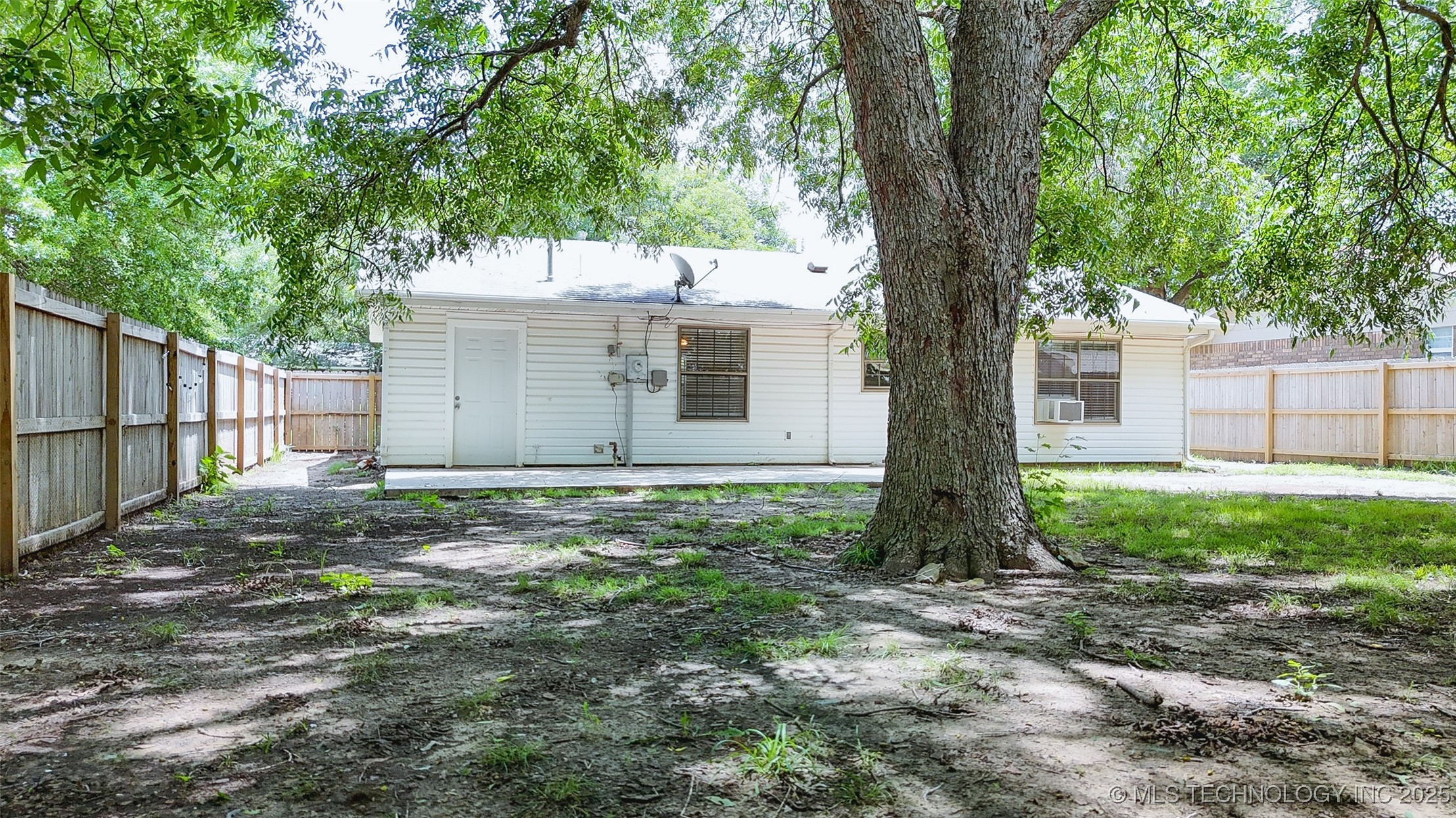 825 N Summer Tree Drive Ada OK 74820