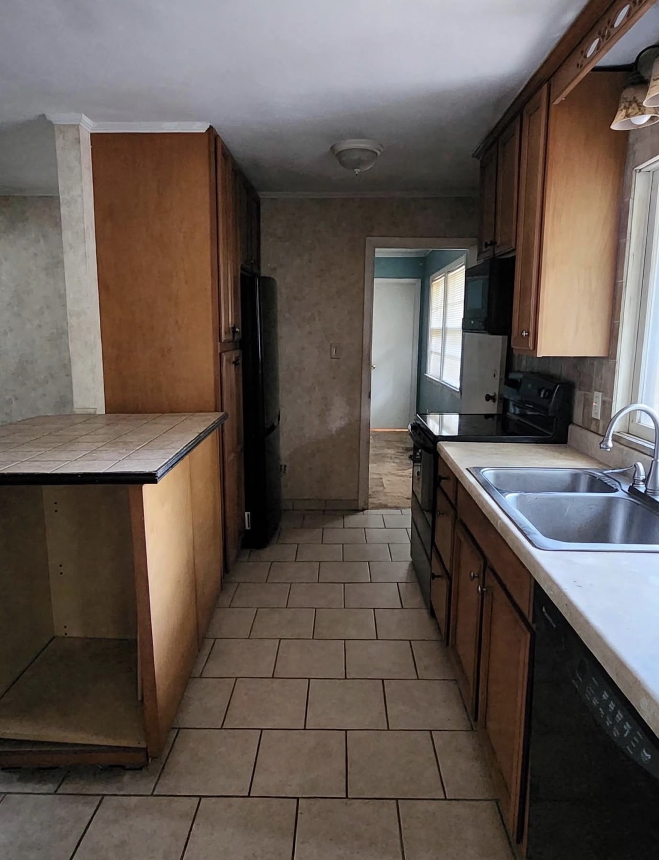 1210 E Duke Street Hugo OK 74743