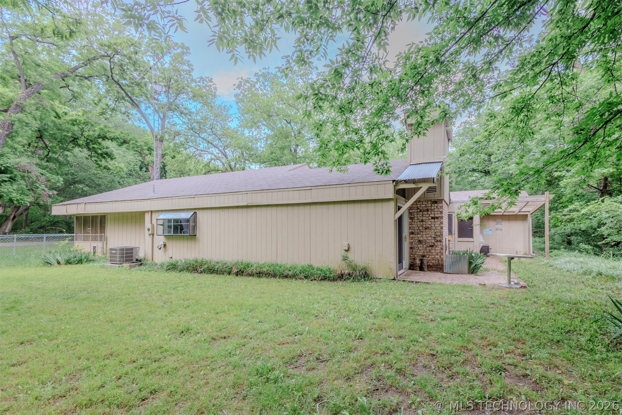 5 Simpson Road Burneyville OK 73430