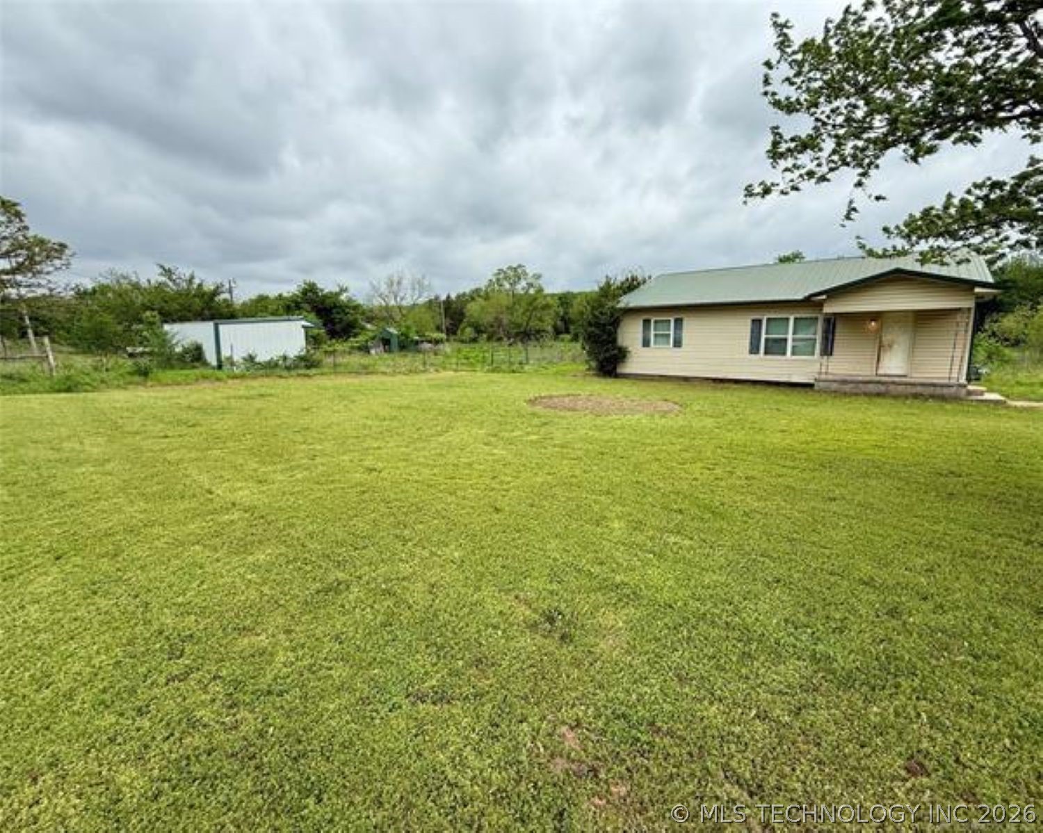 26945 S 206 Road Henryetta OK 74437