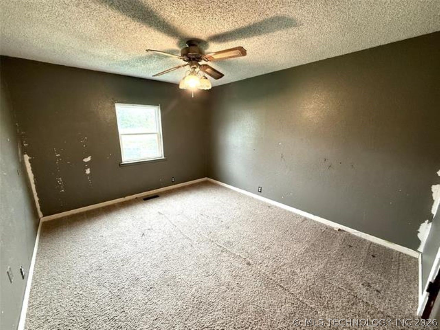26945 S 206 Road Henryetta OK 74437