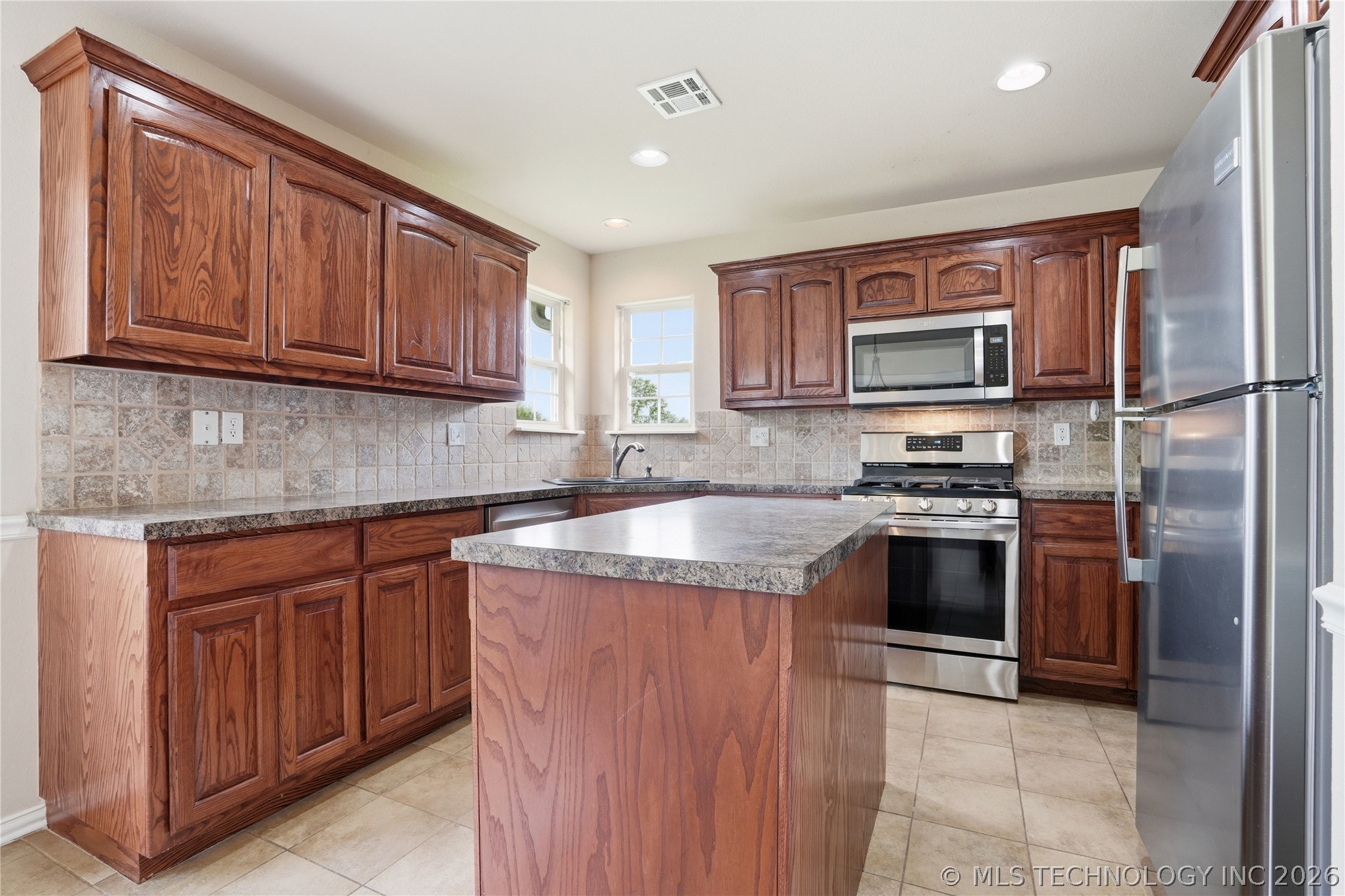 218 W 52nd Street Sand Springs OK 74063