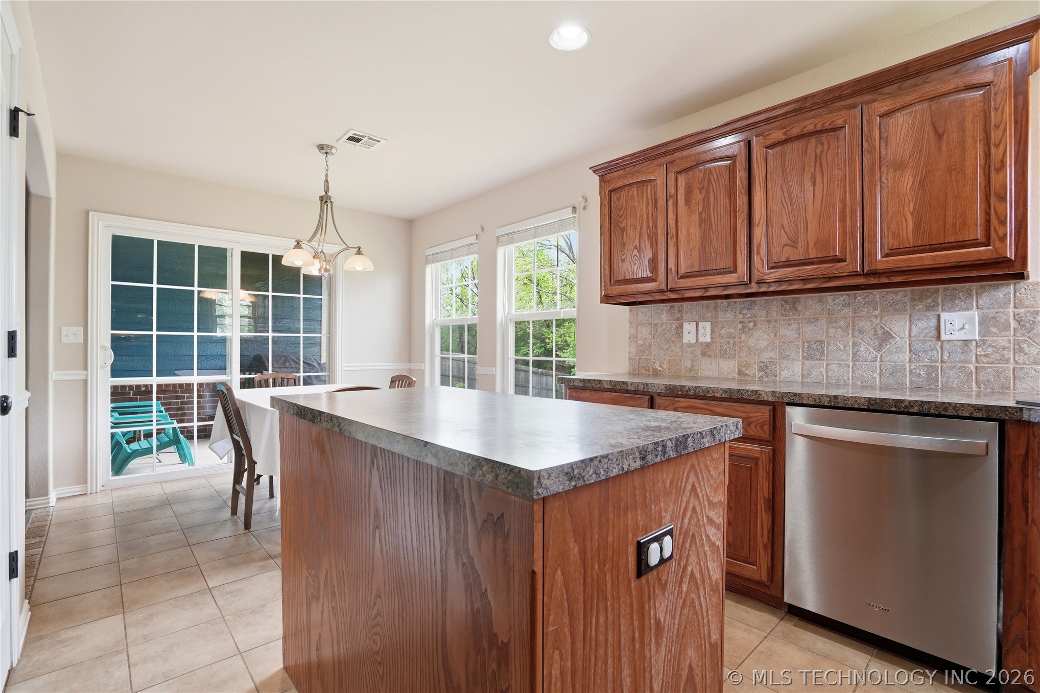 218 W 52nd Street Sand Springs OK 74063