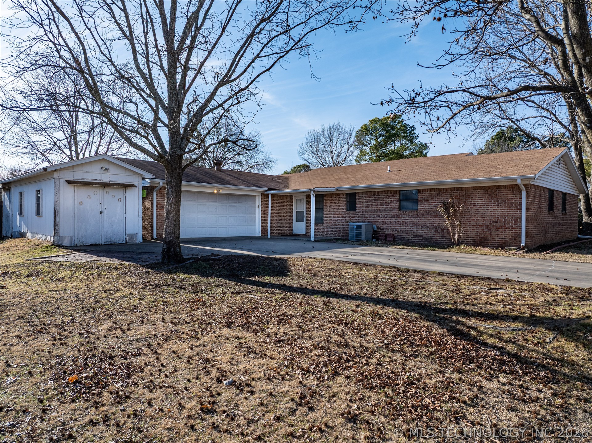 111 Meadowlark Lane Durant OK 74701