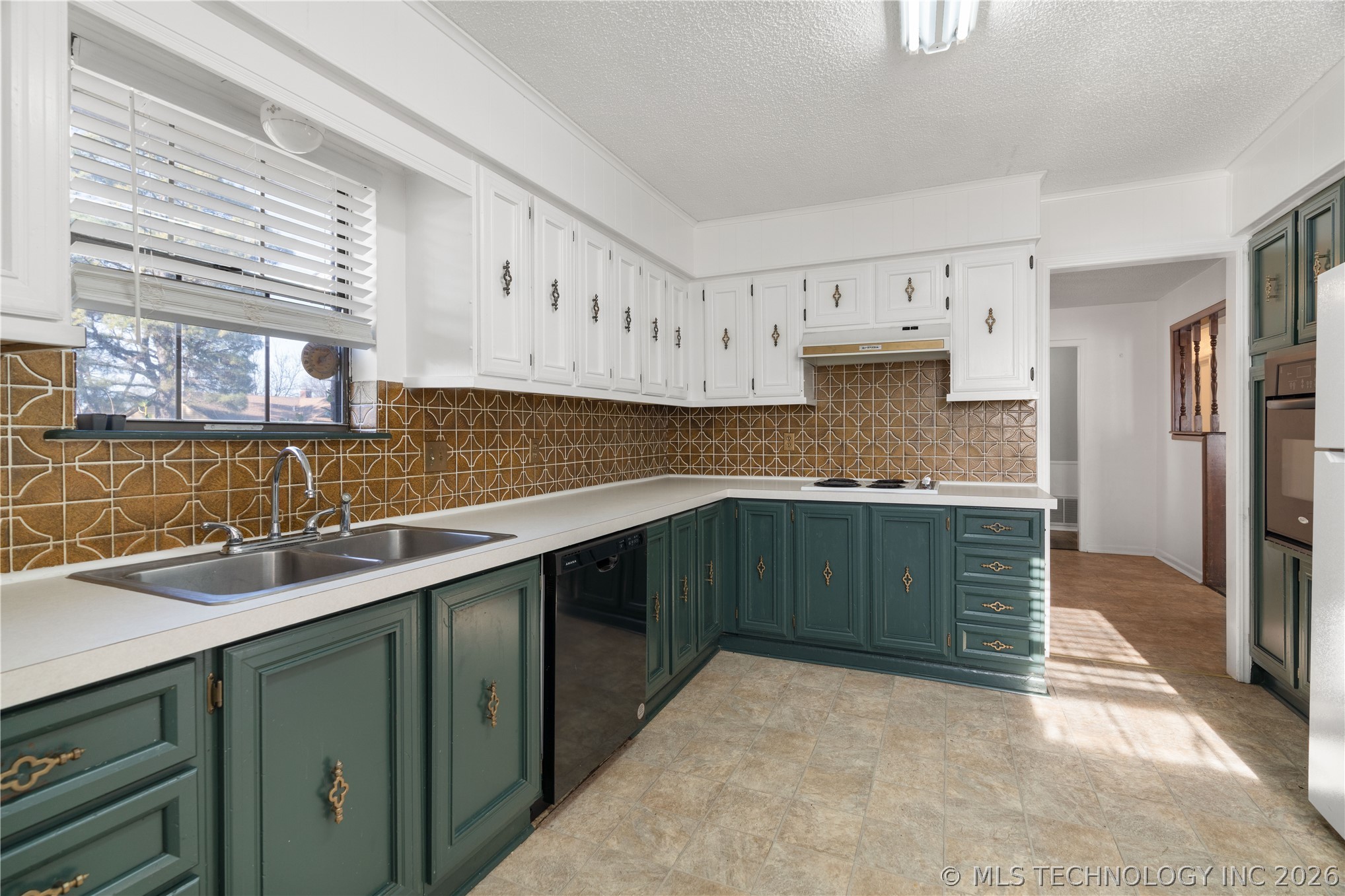 111 Meadowlark Lane Durant OK 74701