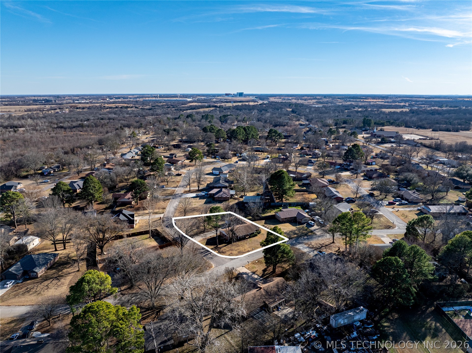 111 Meadowlark Lane Durant OK 74701