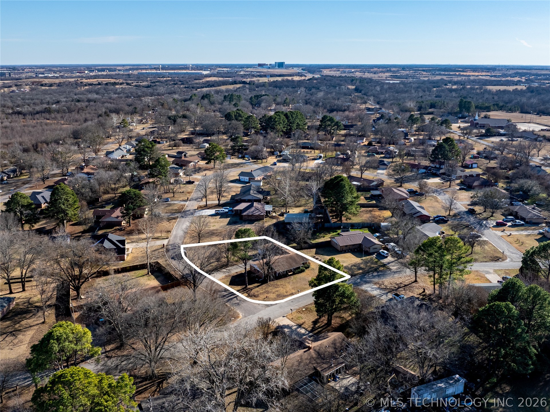 111 Meadowlark Lane Durant OK 74701