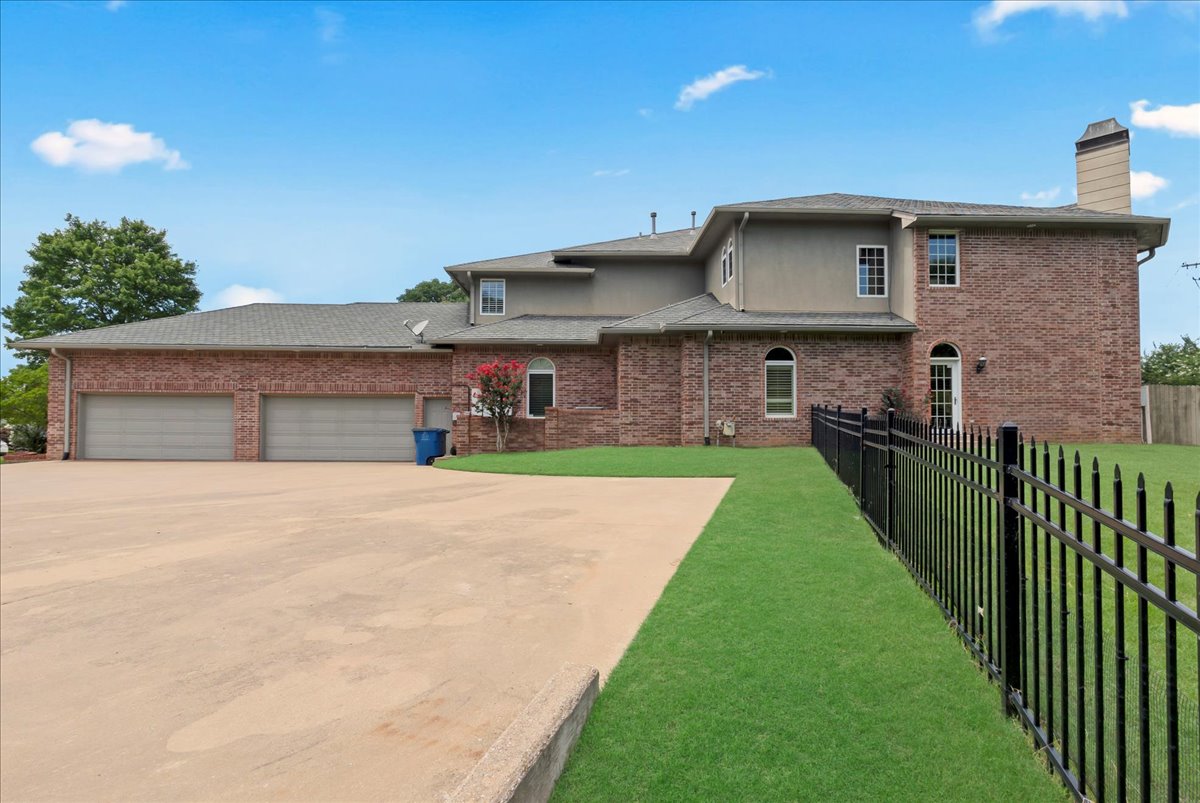 4937 E 92nd Street Tulsa OK 74137