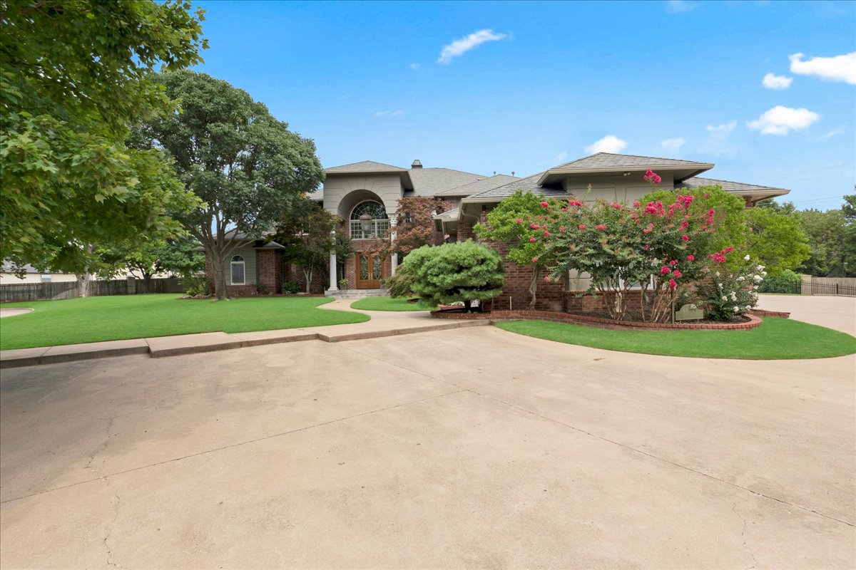 4937 E 92nd Street Tulsa OK 74137