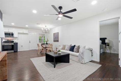 1810 S Hudson Avenue Tulsa OK 74112