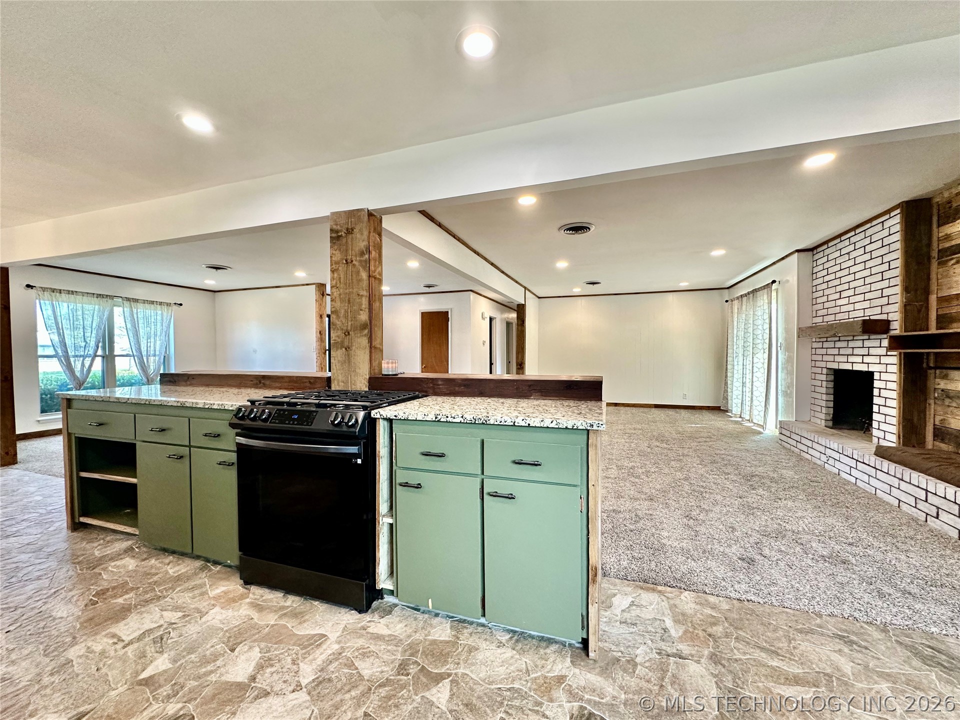 9440 E 38th Place S Tulsa OK 74145