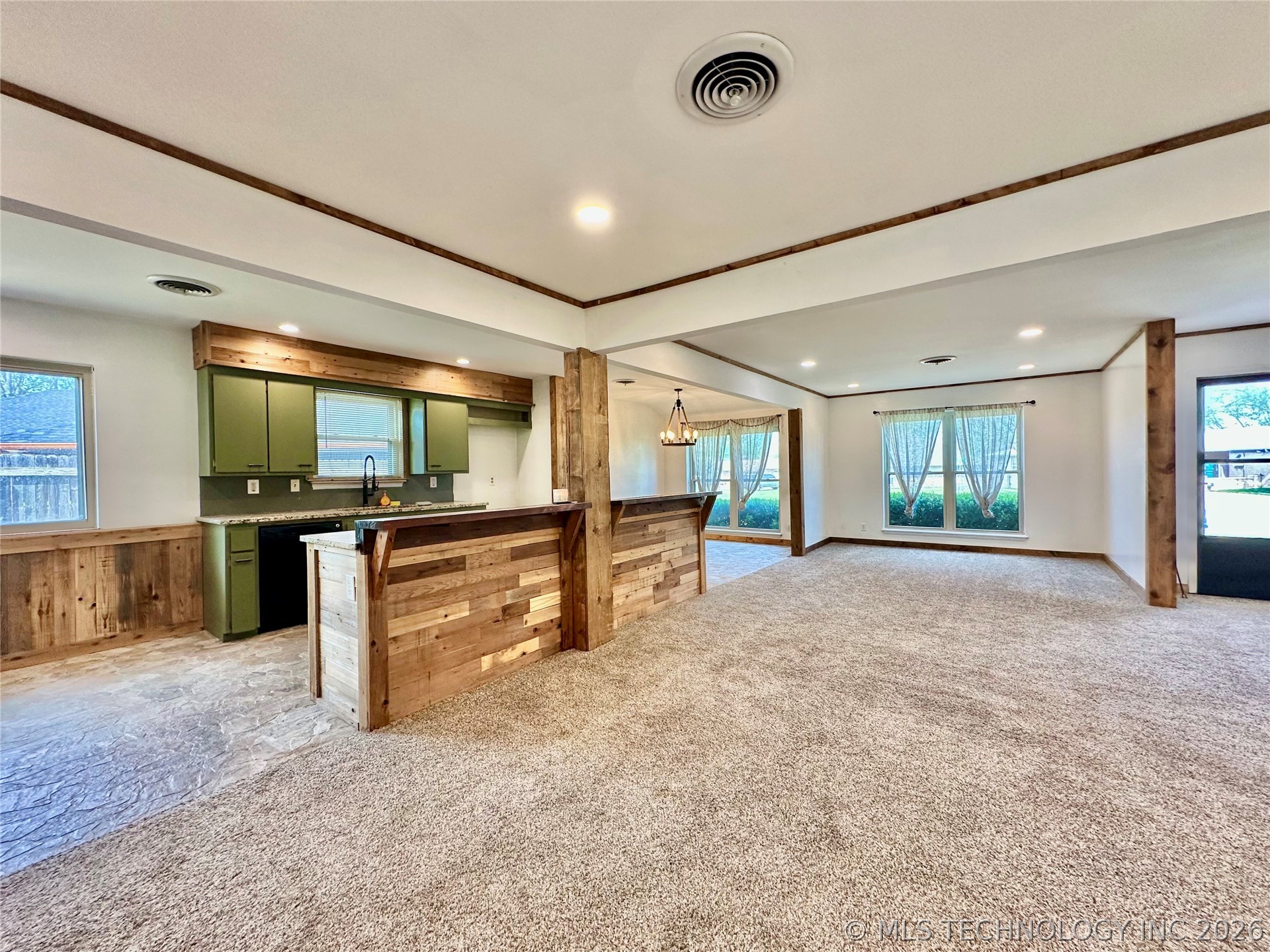 9440 E 38th Place S Tulsa OK 74145