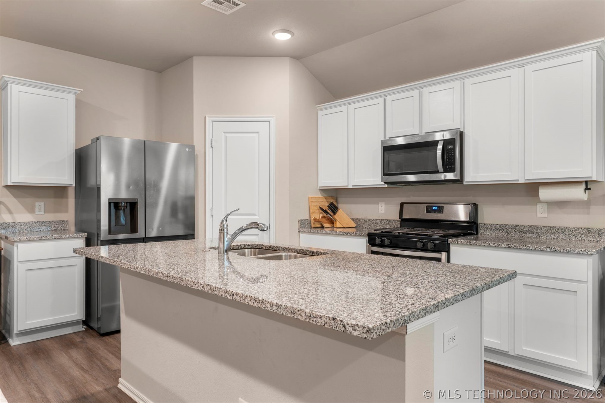 3313 N 23 Westavenue Tulsa OK 74127