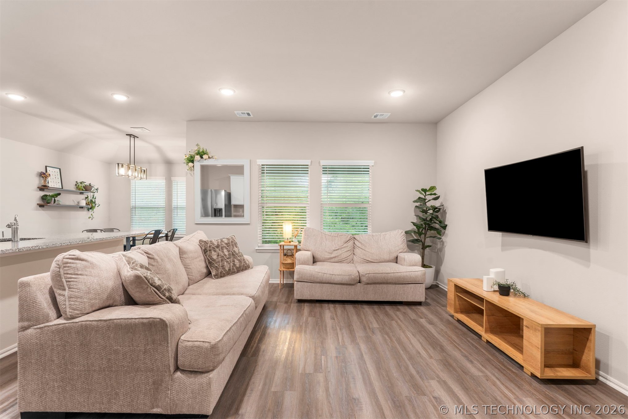 3313 N 23 Westavenue Tulsa OK 74127