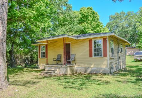 205 SE 2nd Street Antlers OK 74523