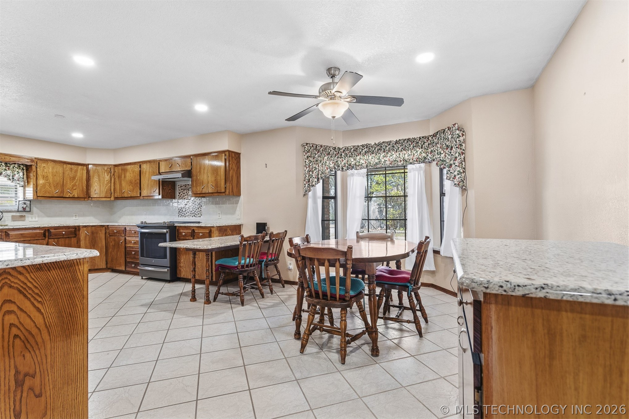 2011 NW 8th Ardmore OK 73401