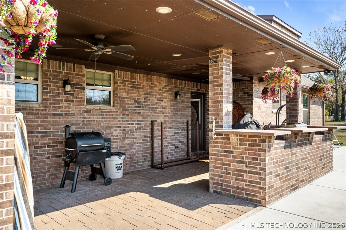 804 W Main Street N Beggs OK 74421