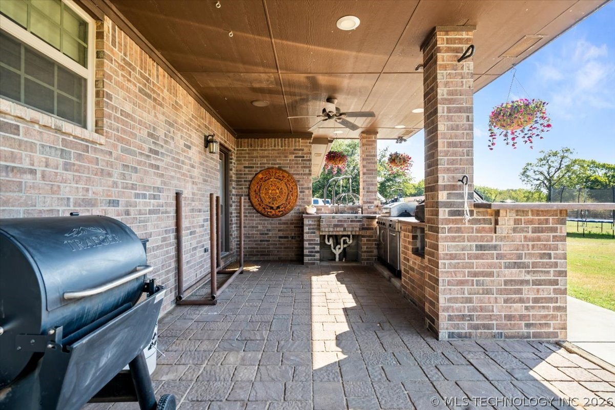 804 W Main Street N Beggs OK 74421