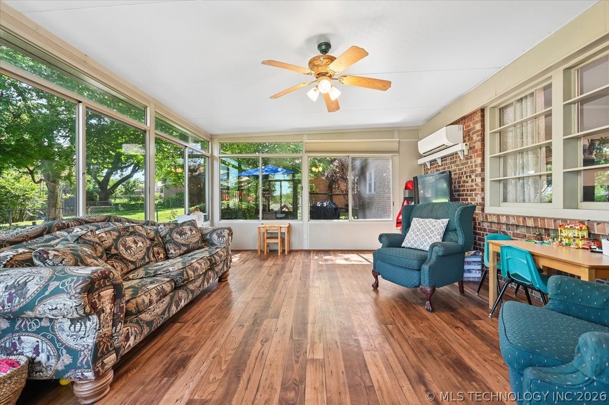 4417 E 58th Place Tulsa OK 74135